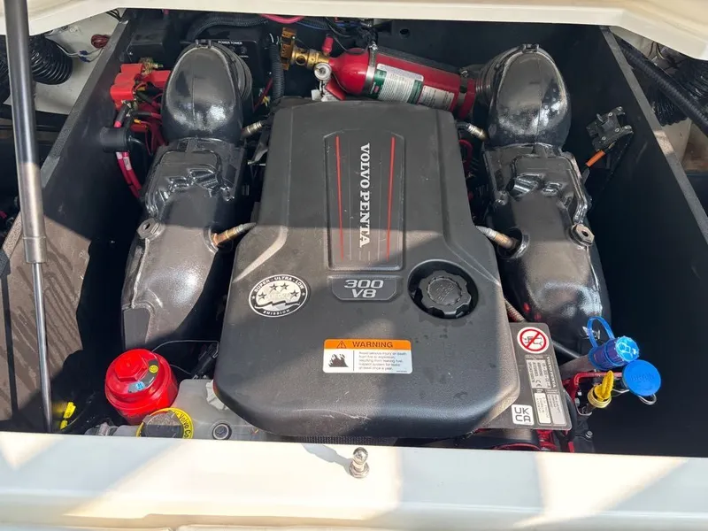 Slide: The Image of Regal Regal LS2 Surf 2023 - 18