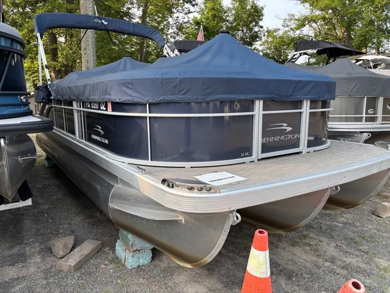 Slide: The Image of South Bay 500 Series 525RSDC 2026 - 6