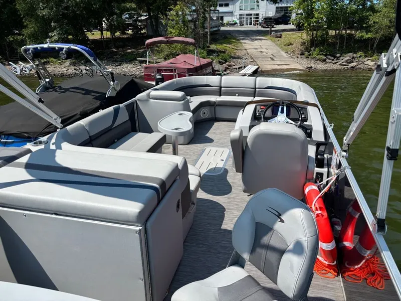 Slide: The Image of Bennington 22 SSX 2021 - 10