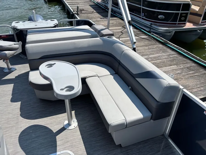 Slide: The Image of Bennington 22 SSX 2021 - 18