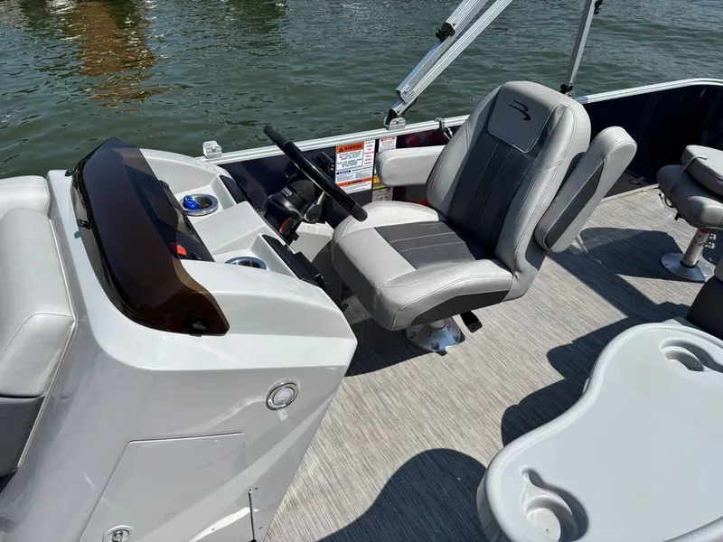 Slide: The Image of Bennington 22 SSX 2021 - 8