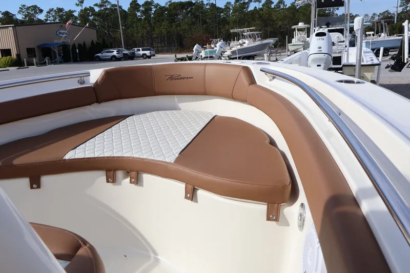 Slide: The Image of Pioneer ISLANDER 202 2025 - 24