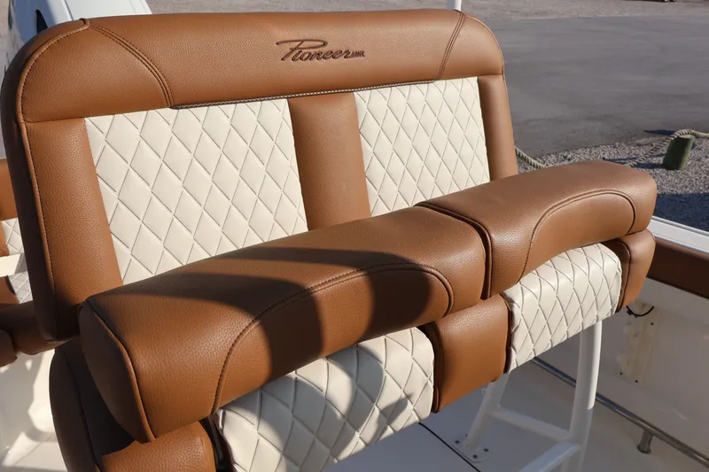 Slide: The Image of Pioneer ISLANDER 202 2025 - 27