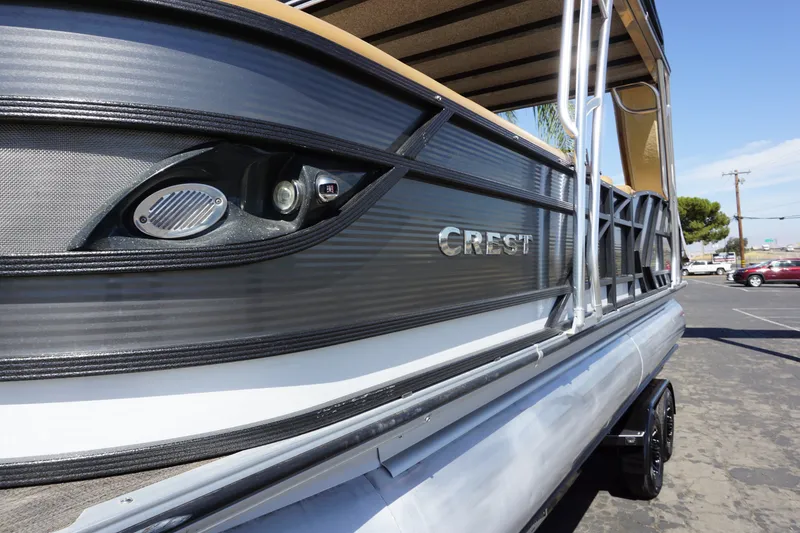 Slide: The Image of Crest CARIBBEAN LX 250 L 2023 - 15