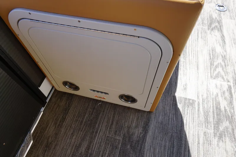 Slide: The Image of Crest CARIBBEAN LX 250 L 2023 - 9