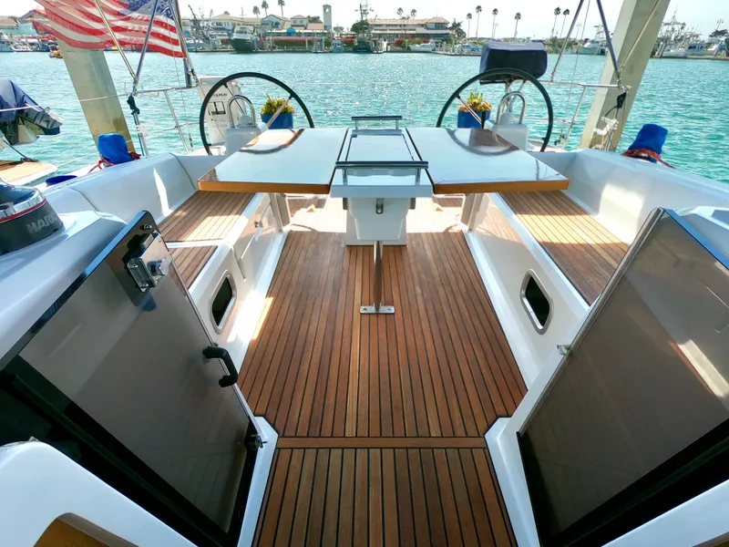 Slide: The Image of Beneteau Oceanis 38 2014 - 25