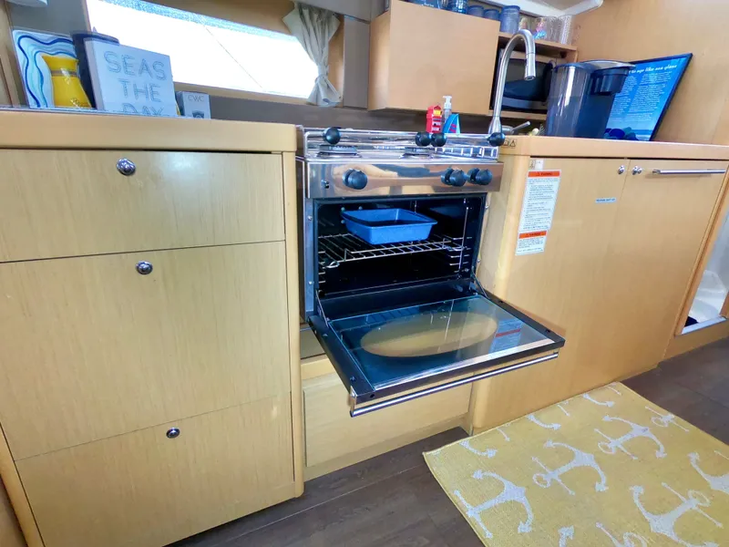 Slide: The Image of Beneteau Oceanis 38 2014 - 34