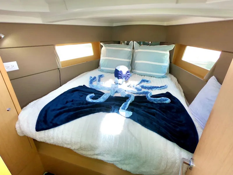 Slide: The Image of Beneteau Oceanis 38 2014 - 38