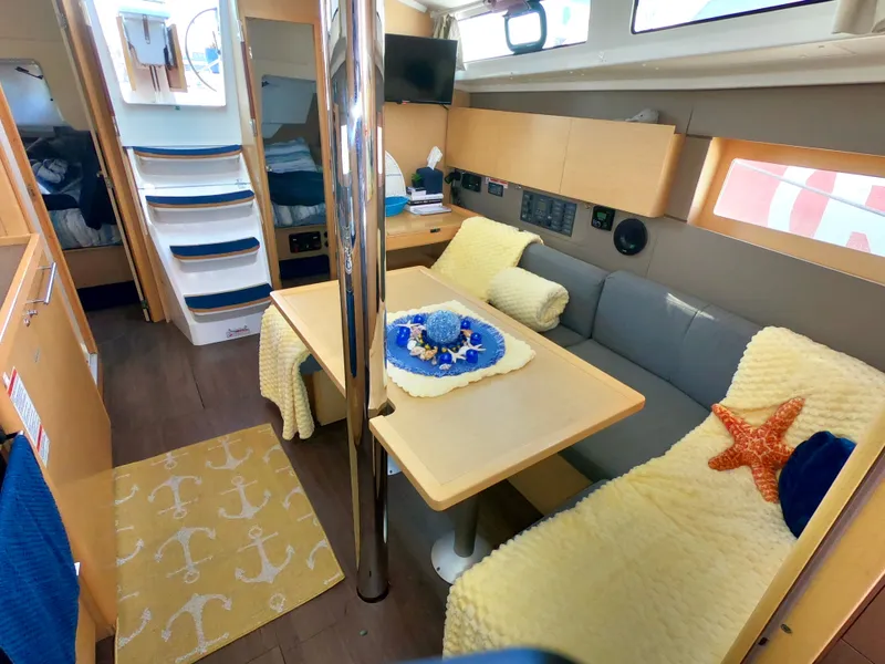 Slide: The Image of Beneteau Oceanis 38 2014 - 41