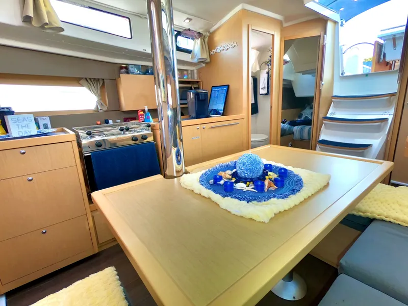 Slide: The Image of Beneteau Oceanis 38 2014 - 43