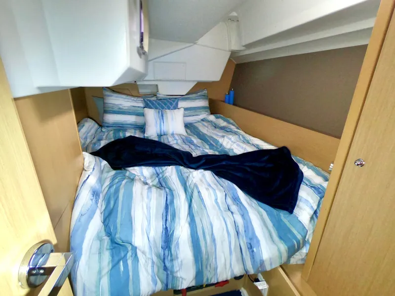 Slide: The Image of Beneteau Oceanis 38 2014 - 50