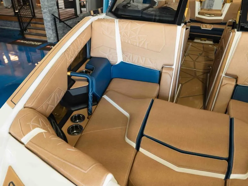 Slide: The Image of Nautique Super Air Nautique G23 Paragon 2026 - 14