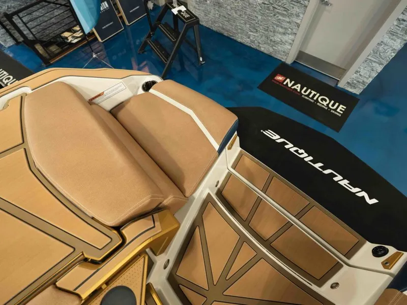 Slide: The Image of Nautique Super Air Nautique G23 Paragon 2026 - 18