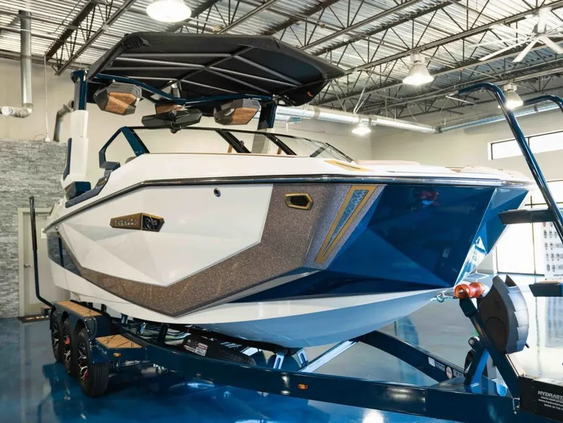 Slide: The Image of Nautique Super Air Nautique G23 Paragon 2026 - 2