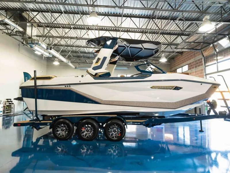 Slide: The Image of Nautique Super Air Nautique G23 Paragon 2026 - 3