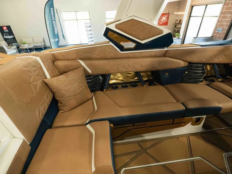 Slide: The Image of Nautique Super Air Nautique G23 Paragon 2026 - 7