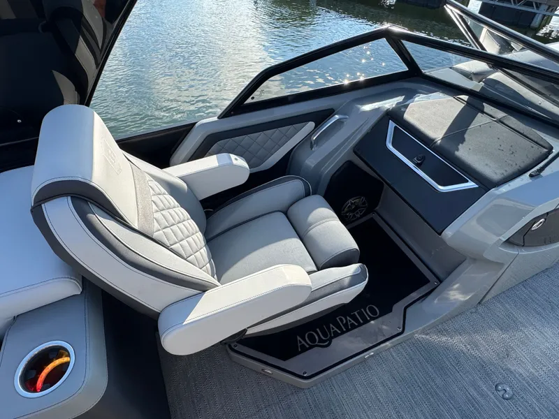 Slide: The Image of Godfrey AQUA PATIO 255 ULW 2024 - 16