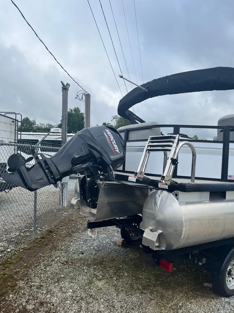 Slide: The Image of Viaggio DM 16 C 2023 - 7