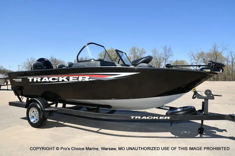 Slide: The Image of Tracker Pro Guide V-175 Combo 2026 - 87