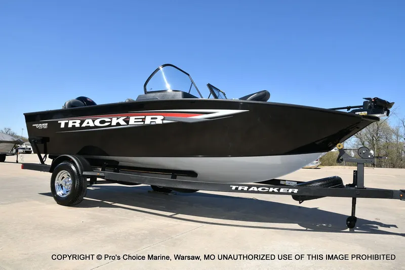 Slide: The Image of Tracker Pro Guide V-175 Combo 2026 - 89