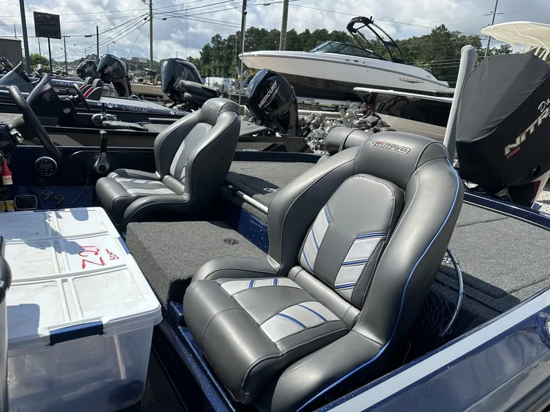 Slide: The Image of Nitro Z-21 Z21 LOADED 2021 - 5