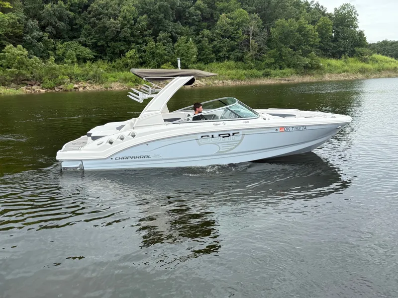 Slide: The Image of Chaparral 246 SSi Surf 2019 - 36
