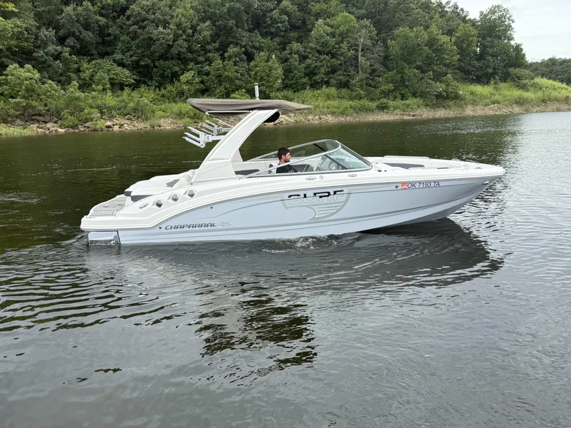Slide: The Image of Chaparral 246 SSi Surf 2019 - 9