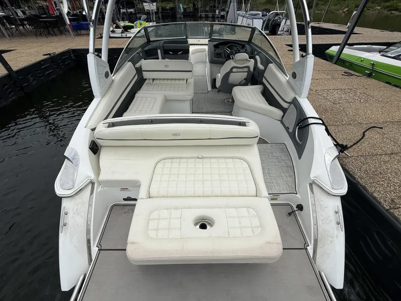 Slide: The Image of Cobalt R5 2019 - 32