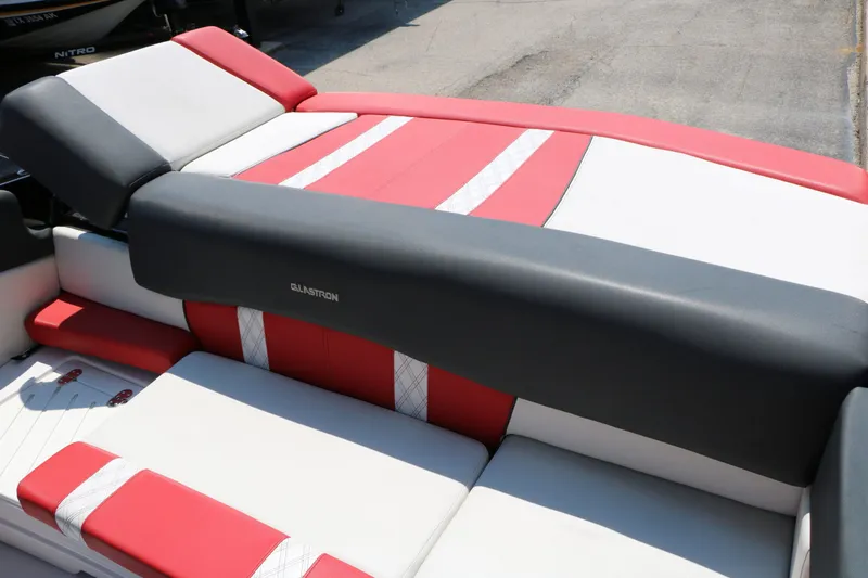 Slide: The Image of Glastron 205 GTS 2015 - 34