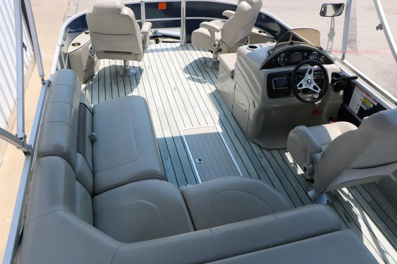 Slide: The Image of Trifecta 21 F Sts Tri toon 2017 - 28