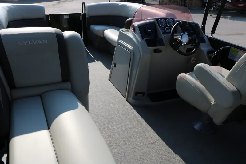 Slide: The Image of Sylvan Mirage 820 Party Fish Premium 2023 - 20