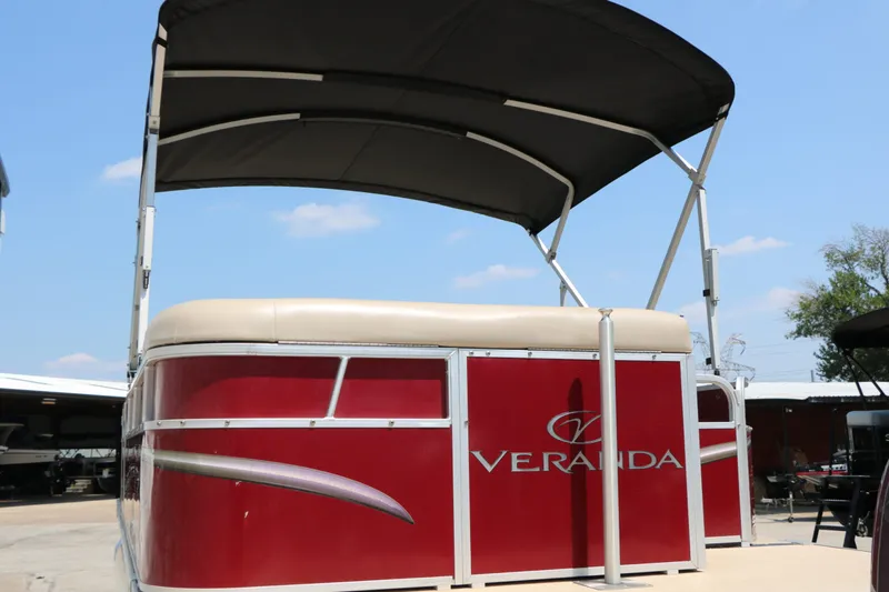 Slide: The Image of Veranda V2275 Tri toon 2014 - 12