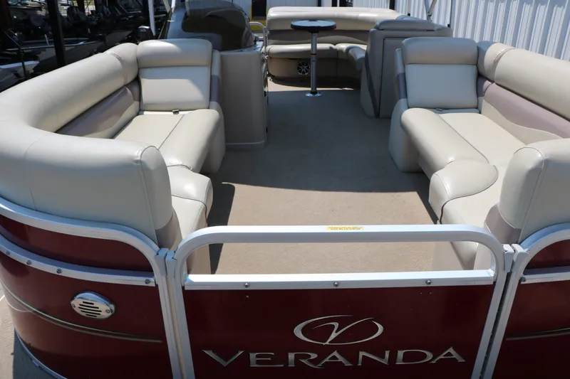 Slide: The Image of Veranda V2275 Tri toon 2014 - 14