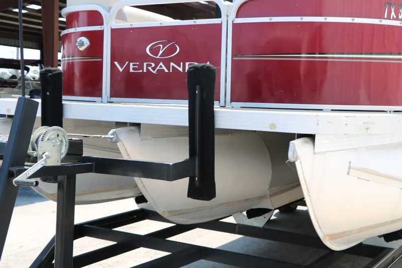 Slide: The Image of Veranda V2275 Tri toon 2014 - 8