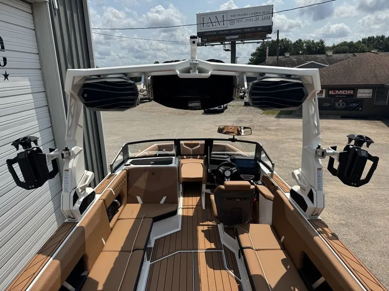 Slide: The Image of Nautique Super Air Nautique GS24 2025 - 13