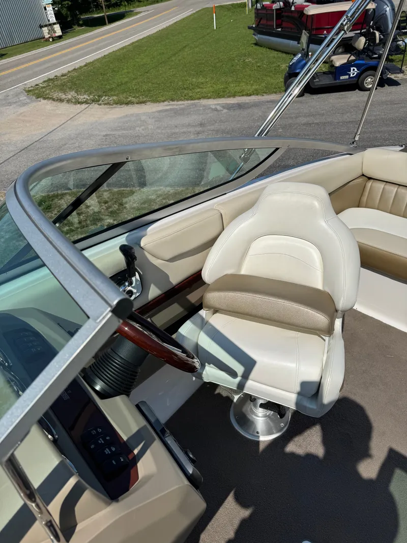 Slide: The Image of Regal 2100 BR 2011 - 11