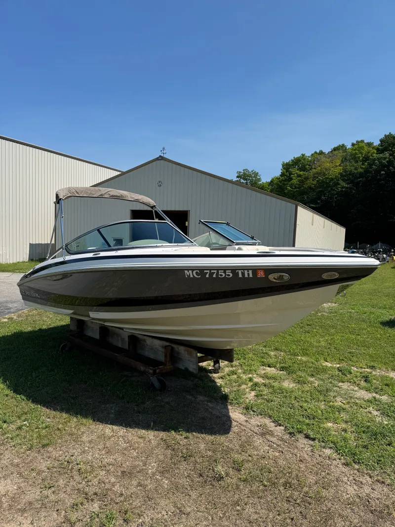 Slide: The Image of Regal 2100 BR 2011 - 5