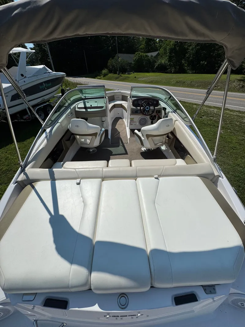 Slide: The Image of Regal 2100 BR 2011 - 8