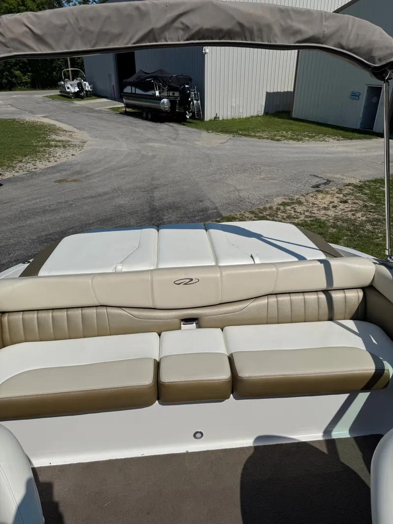 Slide: The Image of Regal 2100 BR 2011 - 9