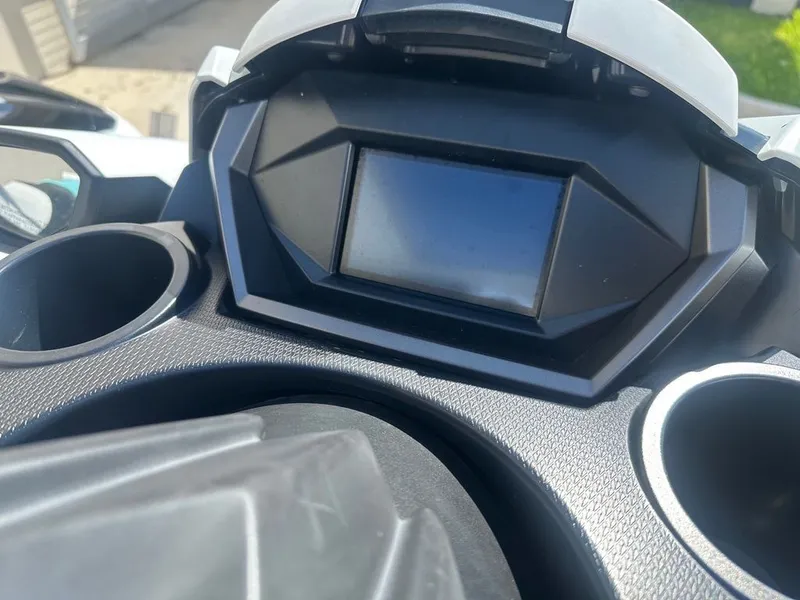 Slide: The Image of Yamaha FX® HO 2024 - 14