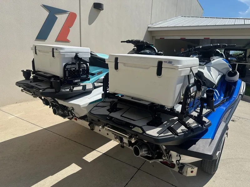 Slide: The Image of Yamaha FX® HO with Audio System 2023 - 14