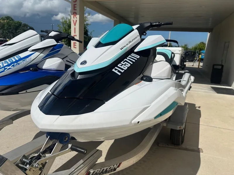 Slide: The Image of Yamaha FX® HO with Audio System 2023 - 15