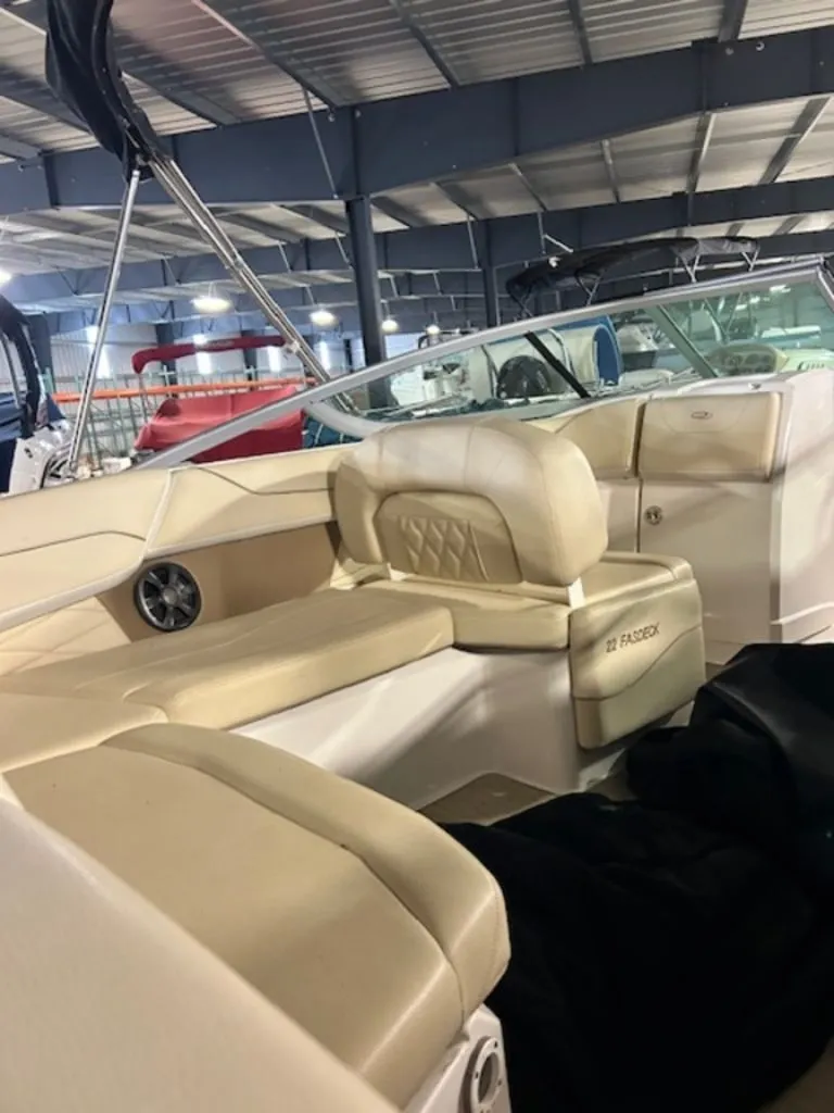 Slide: The Image of Regal 22 FasDeck 2018 - 4