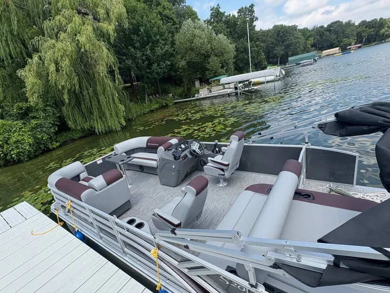 Slide: The Image of Bennington SSB20 2024 - 10