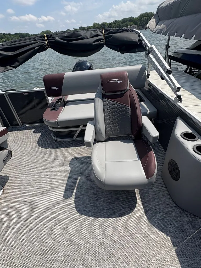 Slide: The Image of Bennington SSB20 2024 - 6