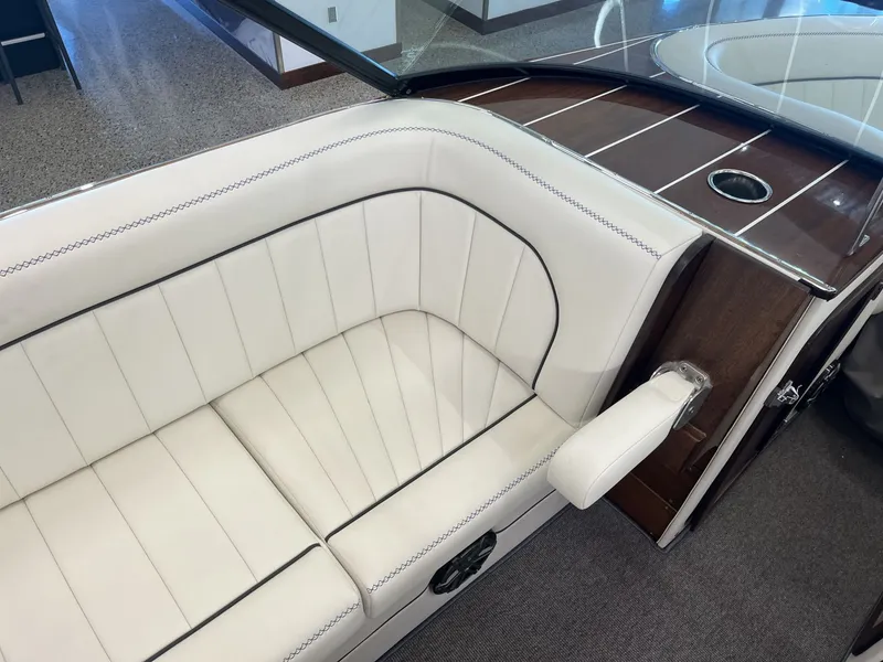 Slide: The Image of Stancraft Belle 2016 - 5