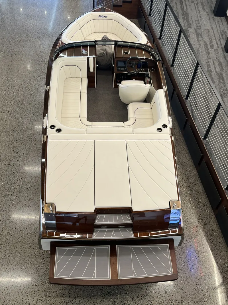 Slide: The Image of Stancraft Belle 2016 - 9