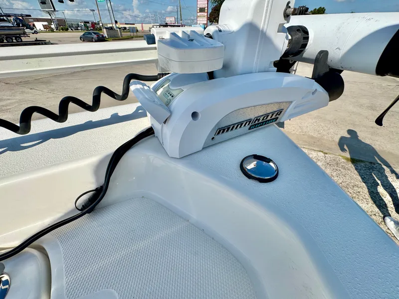 Slide: The Image of NauticStar 1910 Bay 2017 - 10