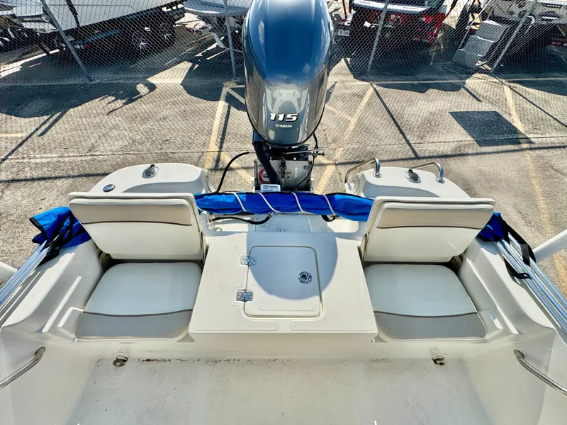 Slide: The Image of NauticStar 1910 Bay 2017 - 19