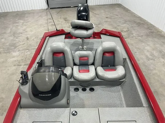 Slide: The Image of Tracker Pro Team 175 2017 - 15